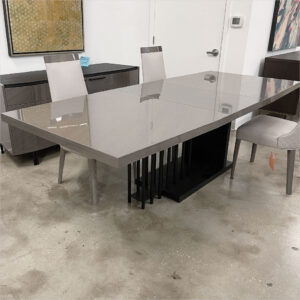 Leones Dining Table - OUTLET
